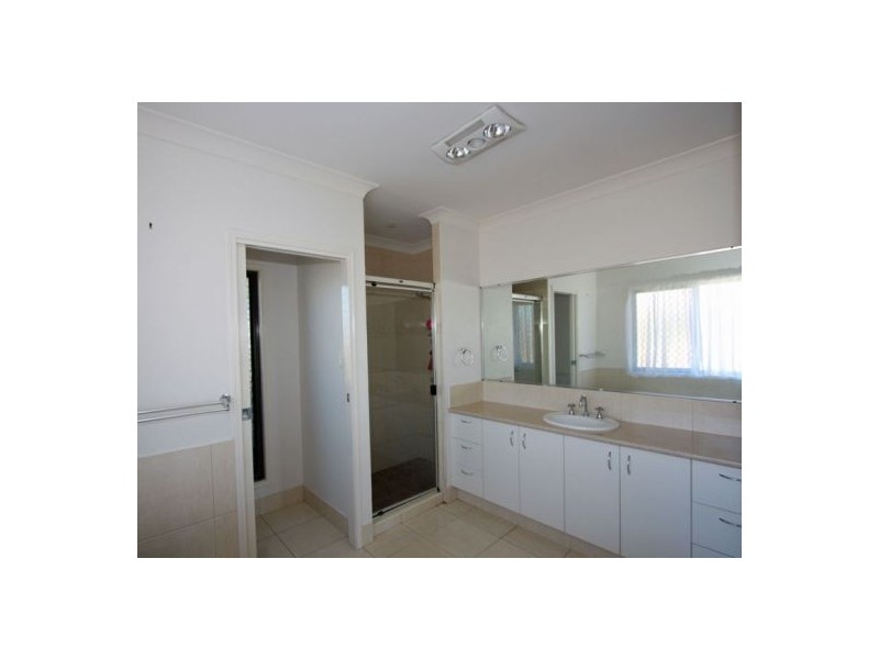 1-3  LOGGERHEAD CT, River Heads QLD 4655