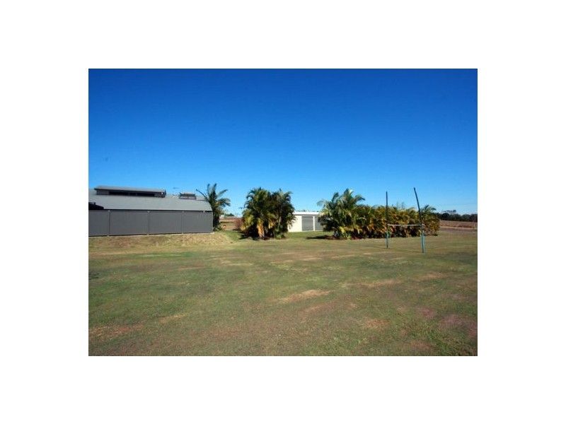 1-3  LOGGERHEAD CT, River Heads QLD 4655