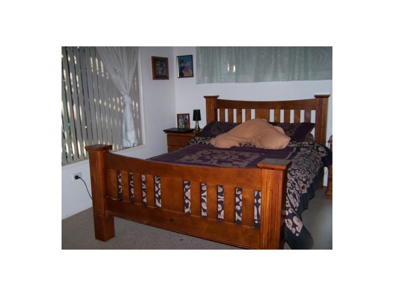 2 Michelle DR, Point Vernon QLD 4655