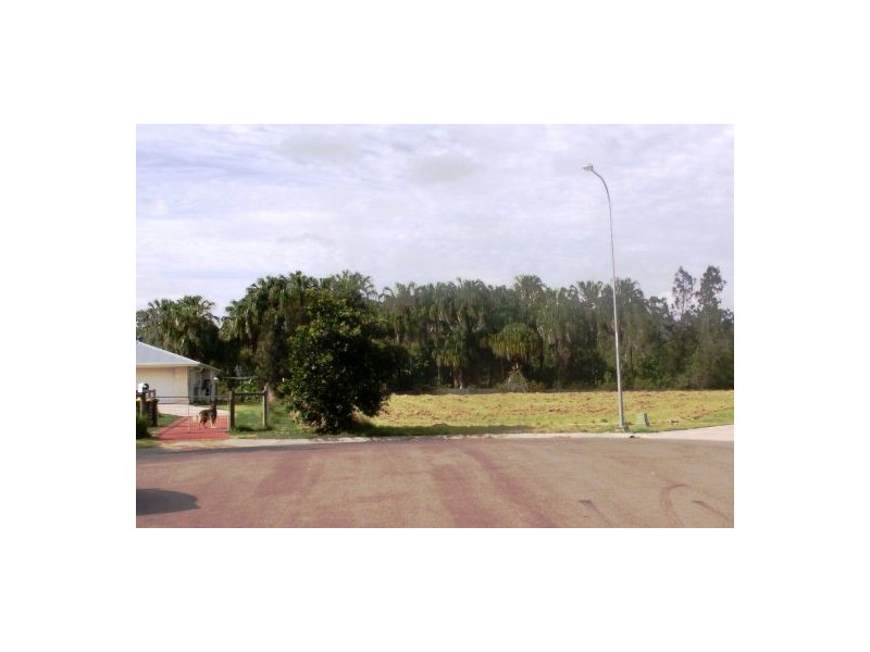 5 Emperor Ct, Craignish QLD 4655