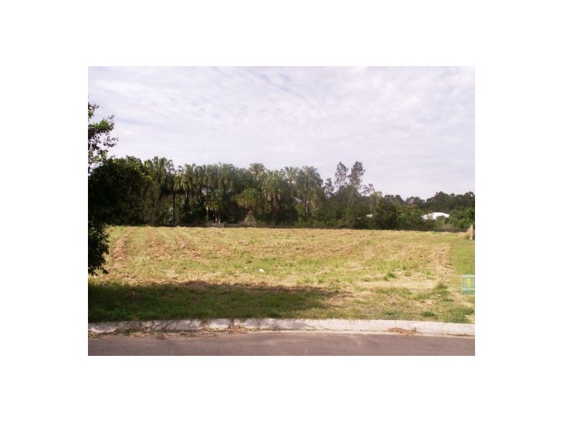 5 Emperor Ct, Craignish QLD 4655