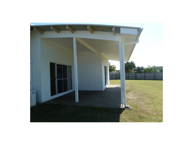 34 Northshore Ave, Toogoom QLD 4655