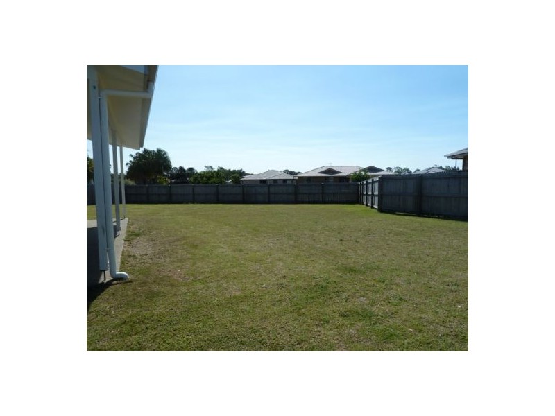 34 Northshore Ave, Toogoom QLD 4655