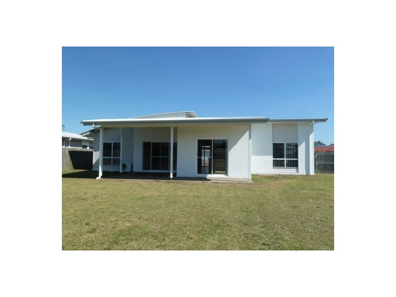 34 Northshore Ave, Toogoom QLD 4655