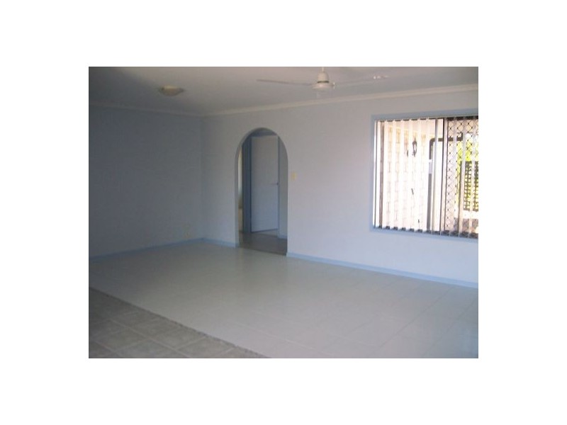 41 Wide Bay Drive, Eli Waters QLD 4655