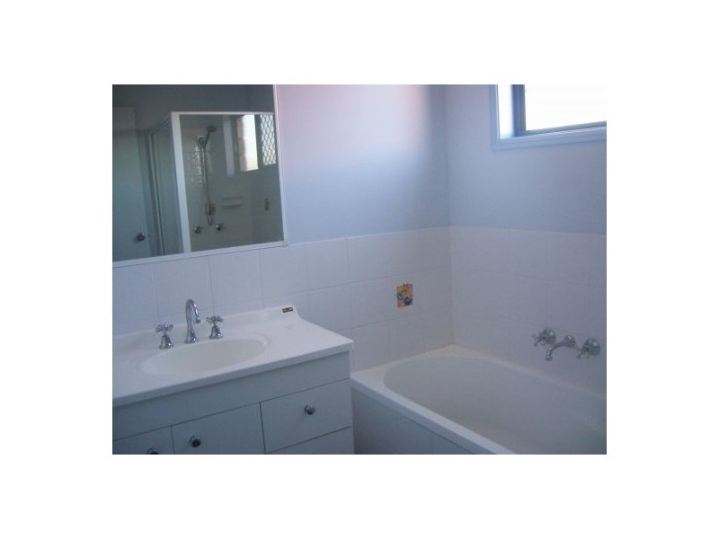 41 Wide Bay Drive, Eli Waters QLD 4655