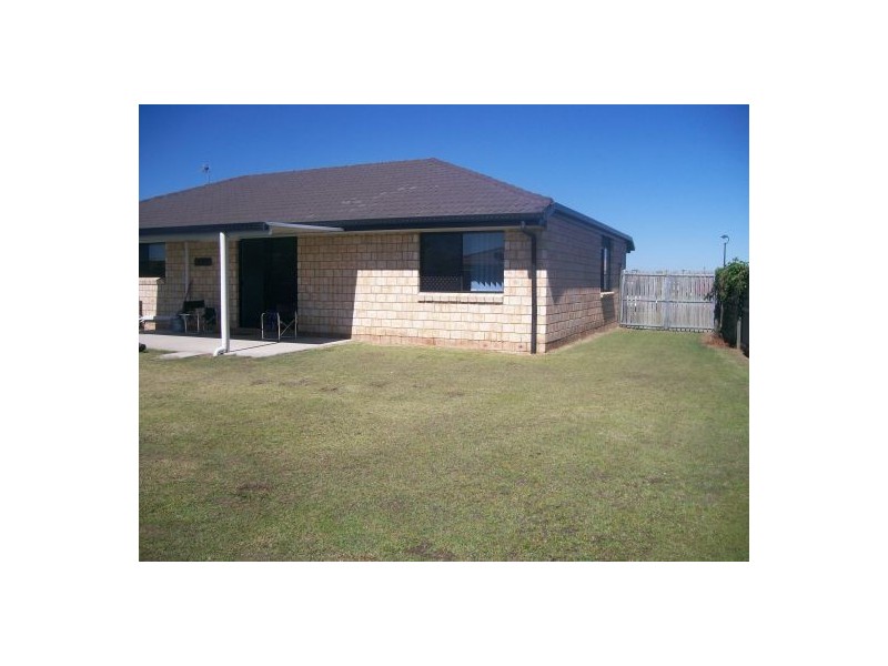 41 Wide Bay Drive, Eli Waters QLD 4655