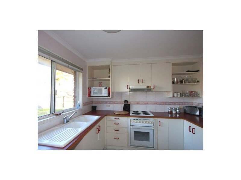 7 Toohey Ct., Torquay QLD 4655