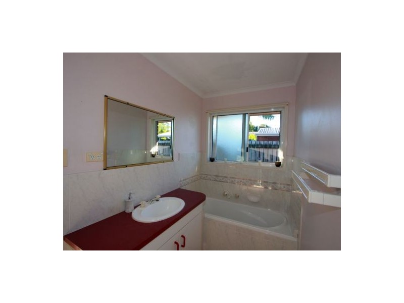 7 Toohey Ct., Torquay QLD 4655