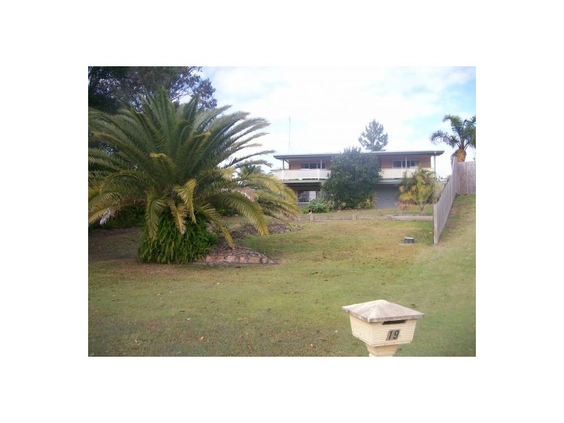 19 CAROLYN STREET, Dundowran Beach QLD 4655