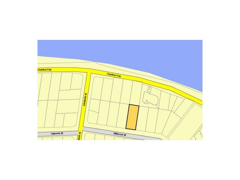 10 Hibiscus Street, Urangan QLD 4655