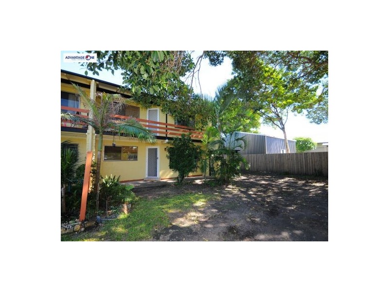 10 Hibiscus Street, Urangan QLD 4655