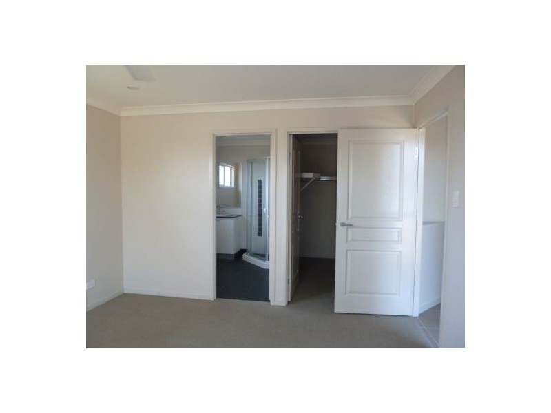 12 Swanview Parade, Toogoom QLD 4655