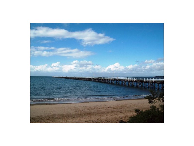 575 Esplanade, Urangan QLD 4655