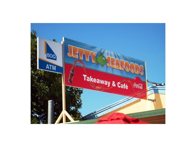 575 Esplanade, Urangan QLD 4655