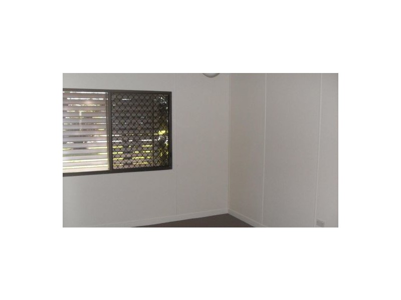 12 CARINGA STREET,, Urangan QLD 4655