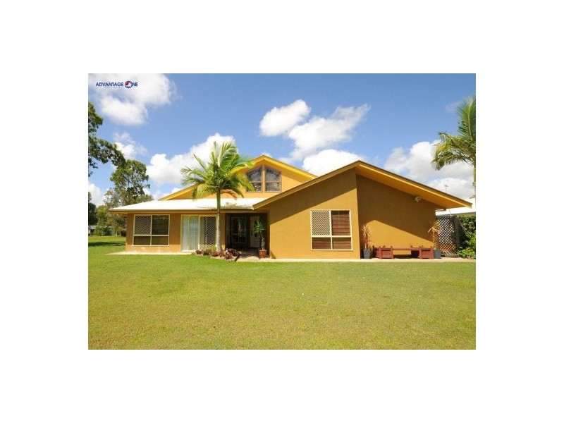 10 Senorita Parade, Urangan QLD 4655