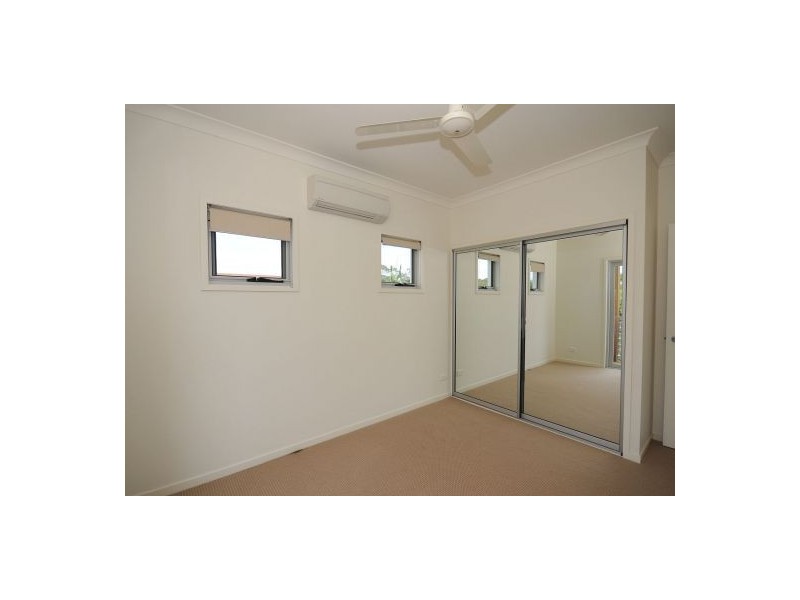 7/541 Esplanade, Urangan QLD 4655