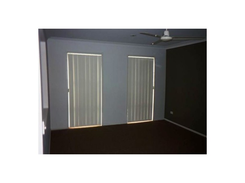 25 Earl St Vincent Circuit, Eli Waters QLD 4655