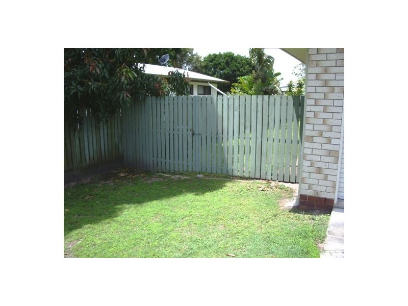 32 Bideford Street, Torquay QLD 4655