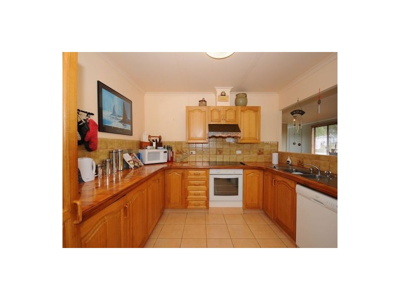 36 Corfield Street,, Point Vernon QLD 4655