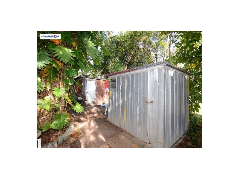 16 Arthur Street, Urangan QLD 4655