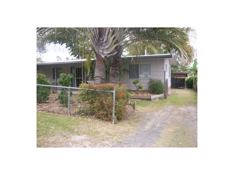 4 Beckwith Street, Torquay QLD 4655