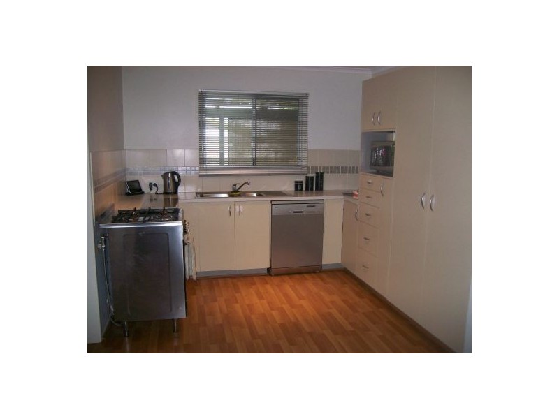 4 Beckwith Street, Torquay QLD 4655