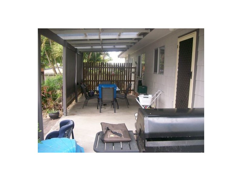 4 Beckwith Street, Torquay QLD 4655