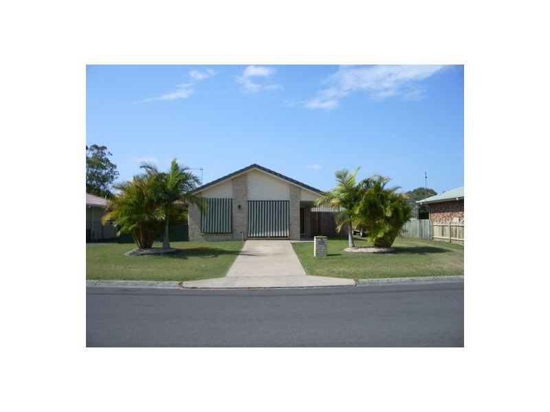 6 Twolyn Street, Urangan QLD 4655