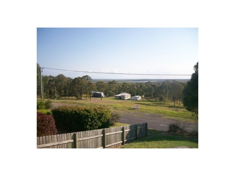 27b Curlew Terrace, River Heads QLD 4655