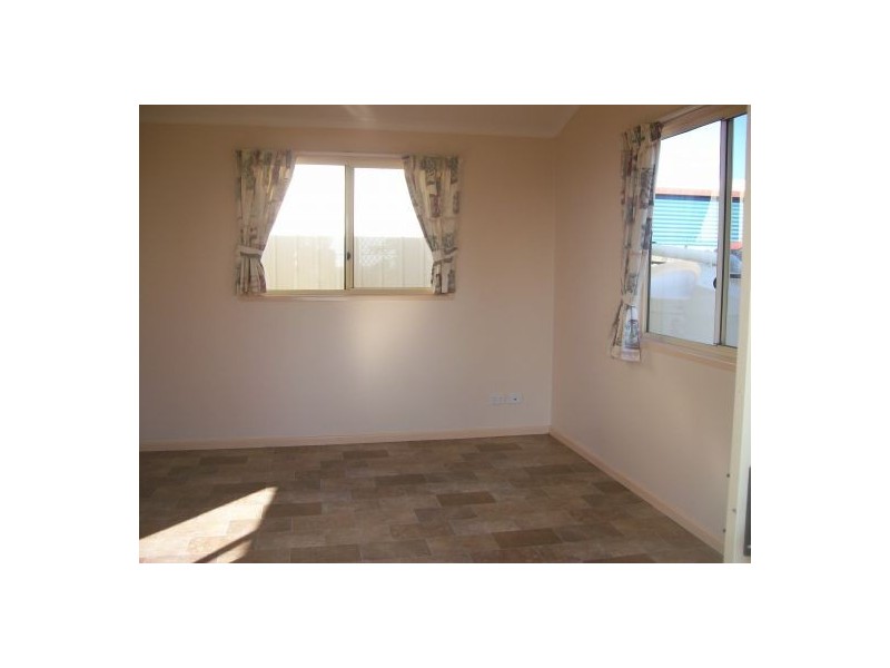 27b Curlew Terrace, River Heads QLD 4655