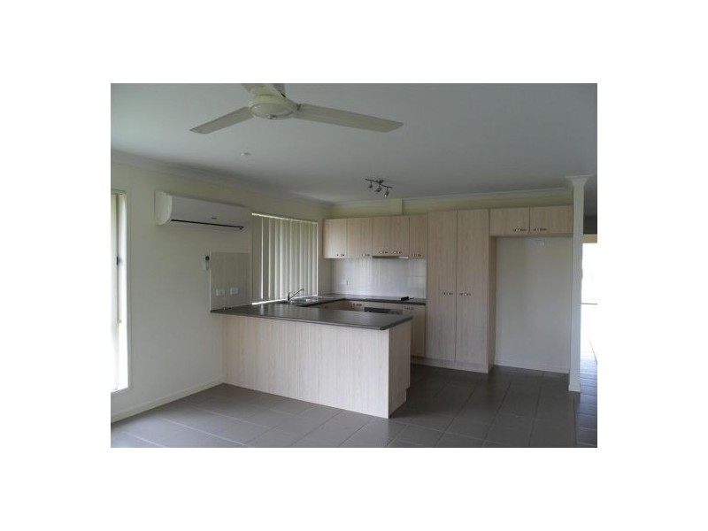 30 Bounty Circuit, Eli Waters QLD 4655