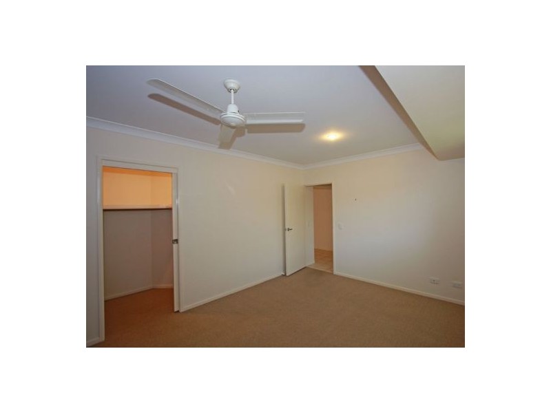 3 Adam Court, Urangan QLD 4655