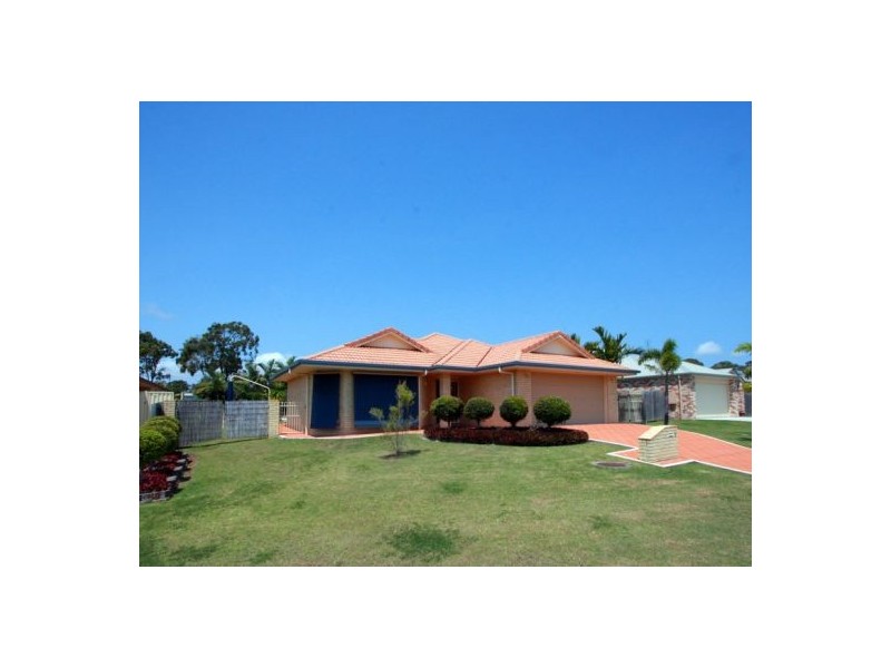 3 Adam Court, Urangan QLD 4655