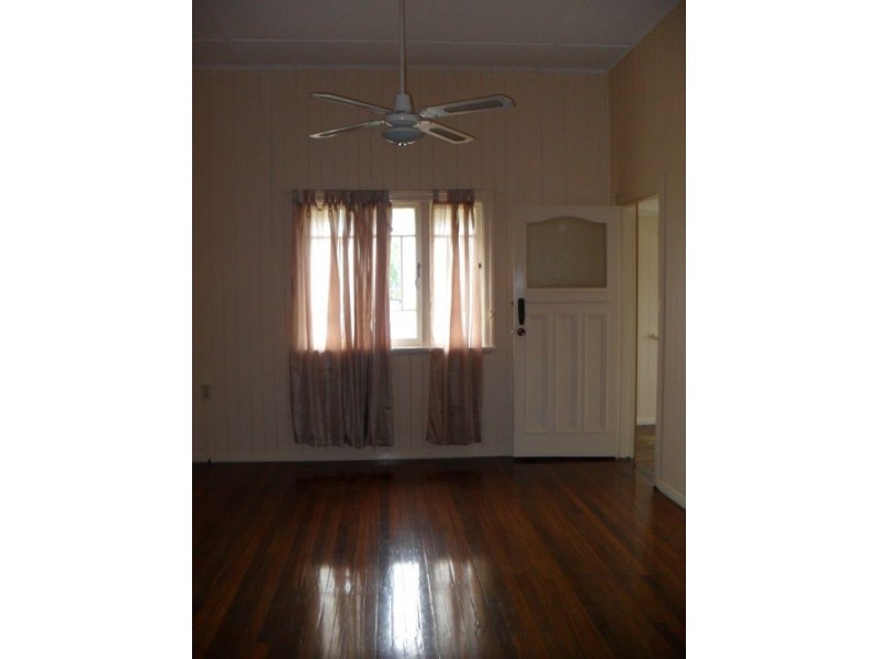 6 Down Street, Scarness QLD 4655