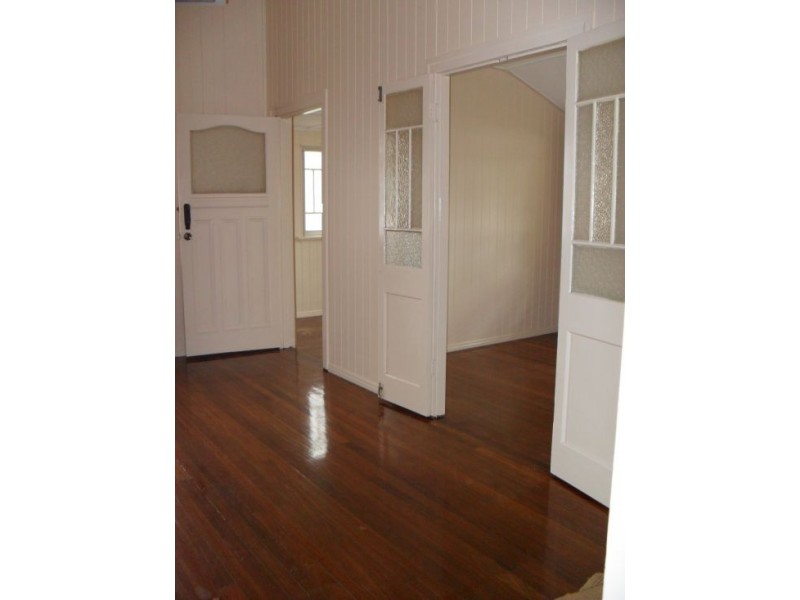 6 Down Street, Scarness QLD 4655