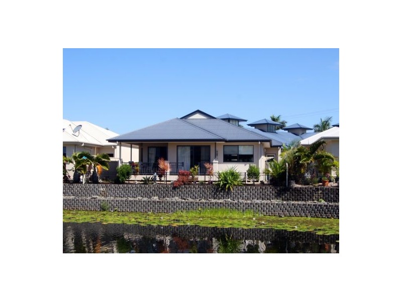 153 Noble Lakeside,, Eli Waters QLD 4655