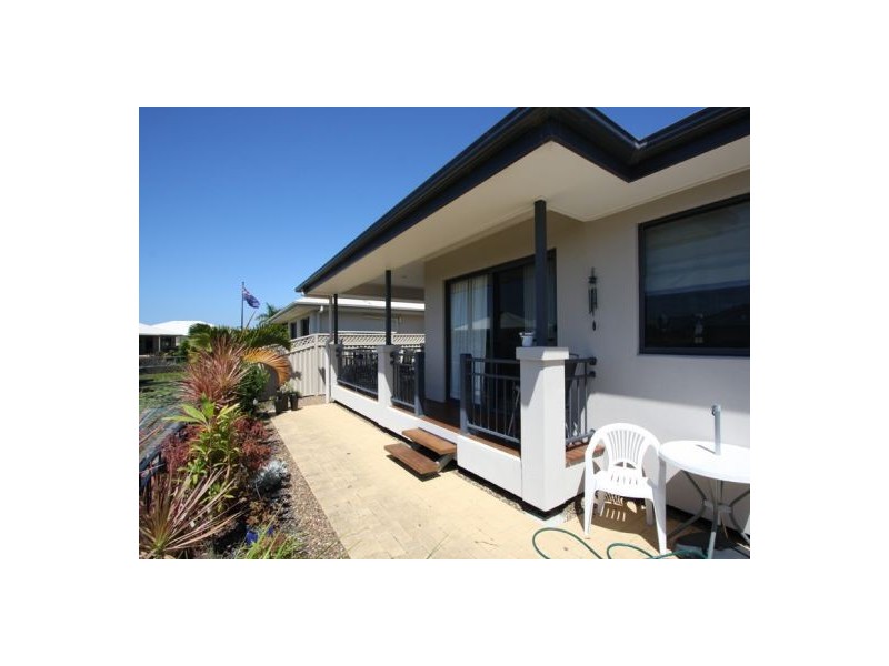 153 Noble Lakeside,, Eli Waters QLD 4655