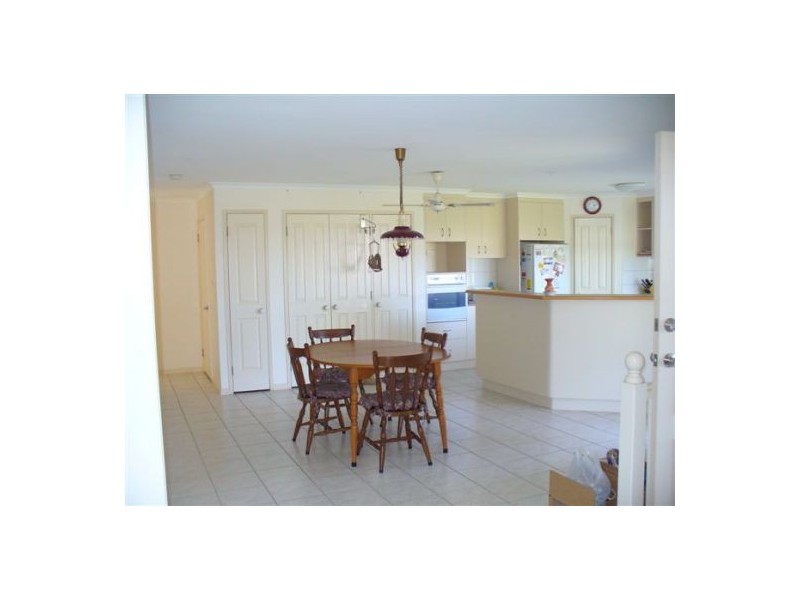 4 Lygon Court, Urraween QLD 4655