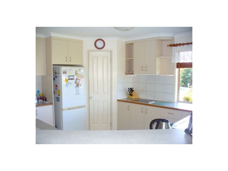 4 Lygon Court, Urraween QLD 4655