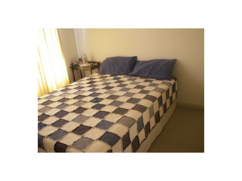 42 Earl St Vincent Cct, Eli Waters QLD 4655