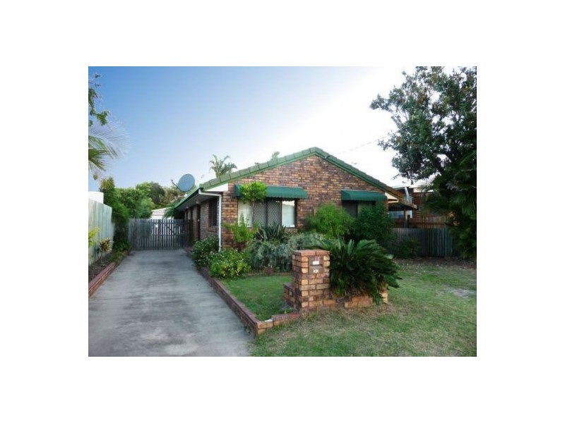 33 Ocean Street, Torquay QLD 4655