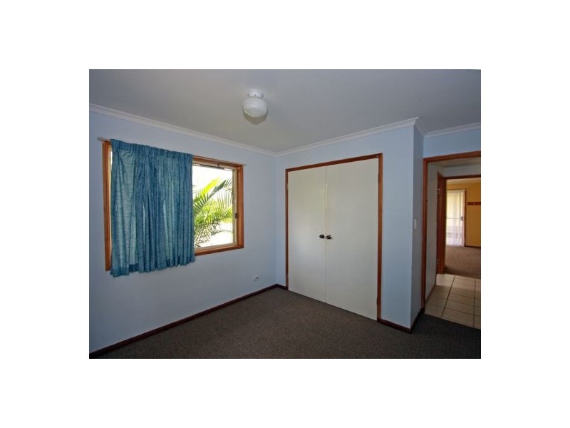 2 Meledie Avenue, Kawungan QLD 4655