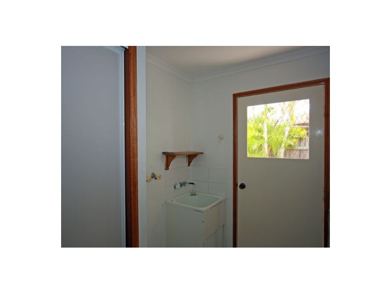 2 Meledie Avenue, Kawungan QLD 4655