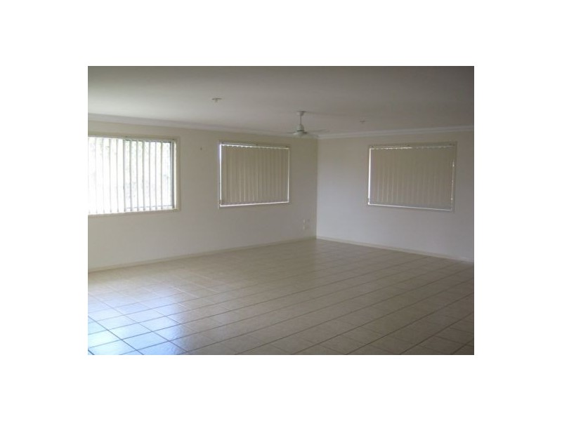 35 St Joseph Drive, Urraween QLD 4655