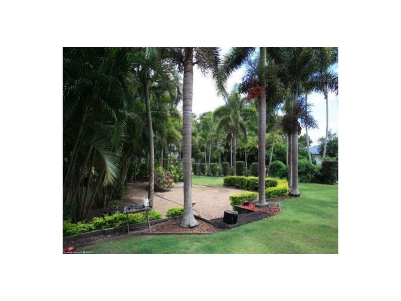 3  Howea Court, Dundowran Beach QLD 4655