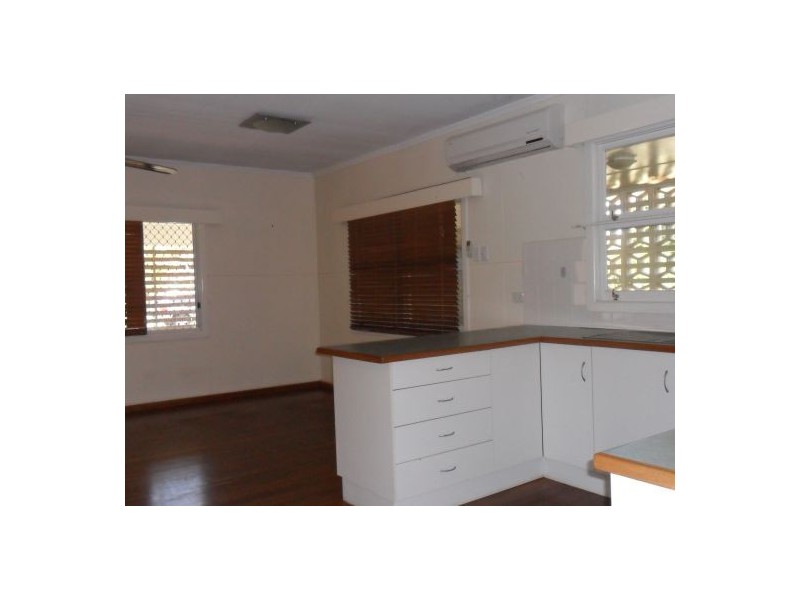 4 Brown Street, Torquay QLD 4655
