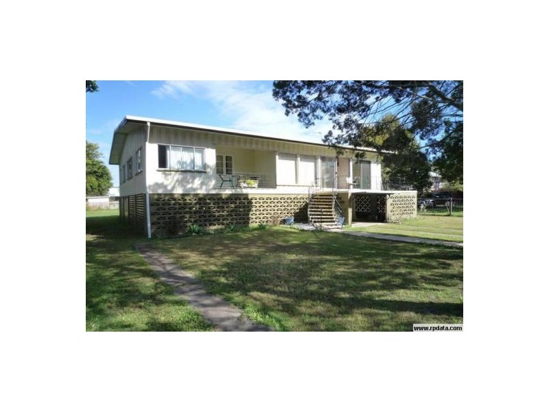 220 Esplanade, Pialba QLD 4655