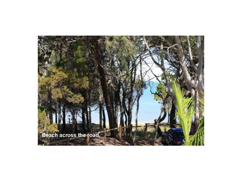 661 Esplanade, Urangan QLD 4655